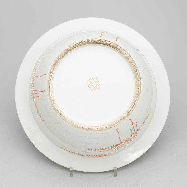 TVÄTTFAT, porslin, Kina, 1900-tal.