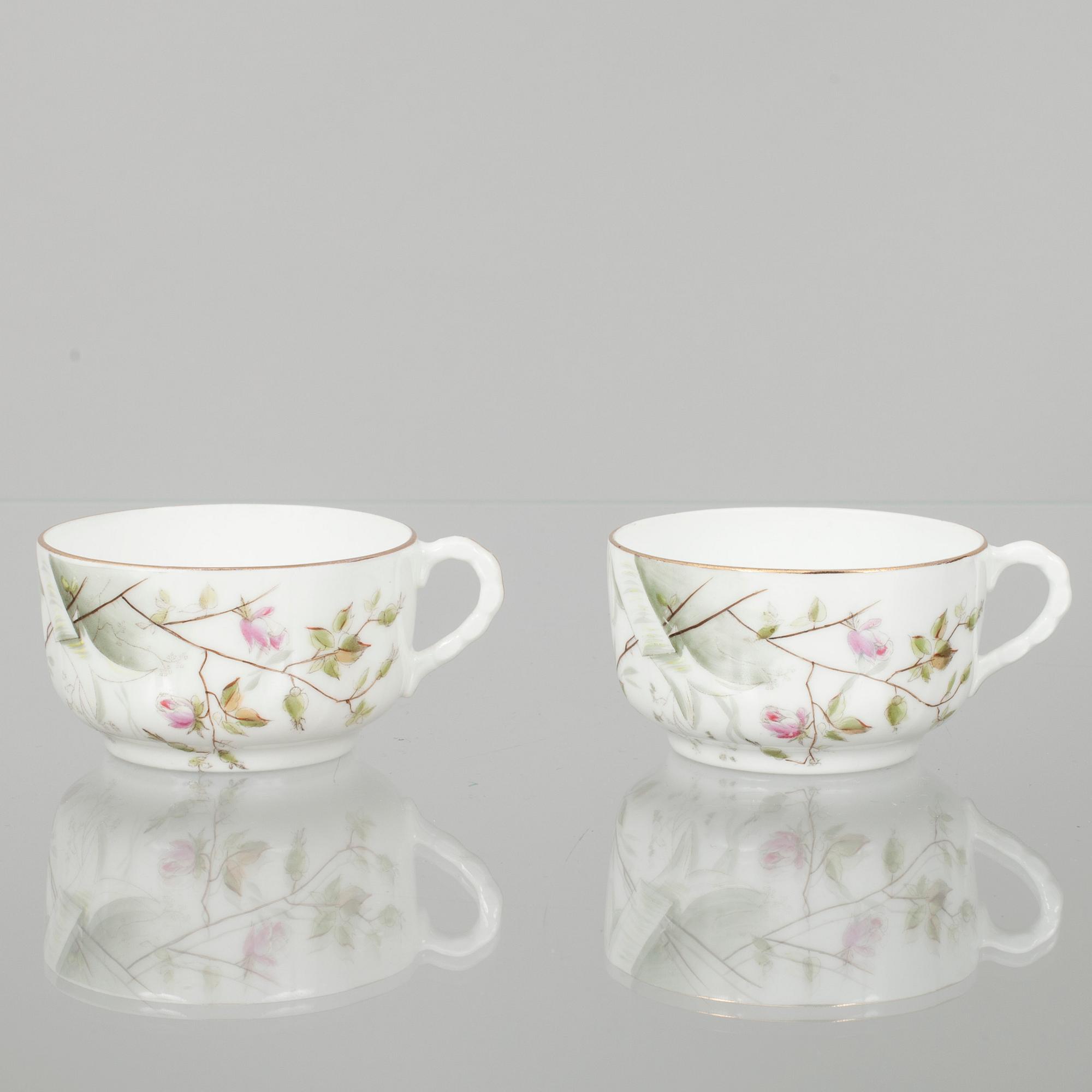 KAFFEKOPPAR med fat, 6 st samt ASSIETTER, 6 st, porslin, Kuznetsov fabriken i Riga 1890-1910.