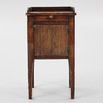 Nattduksbord, 1800-tal.
