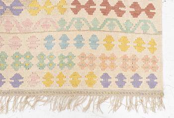 A Kelim rug, c. 203 x 203 cm.