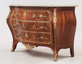 A Swedish Rococo 18th century commode by Lars Nordin, master 1743, not signed.