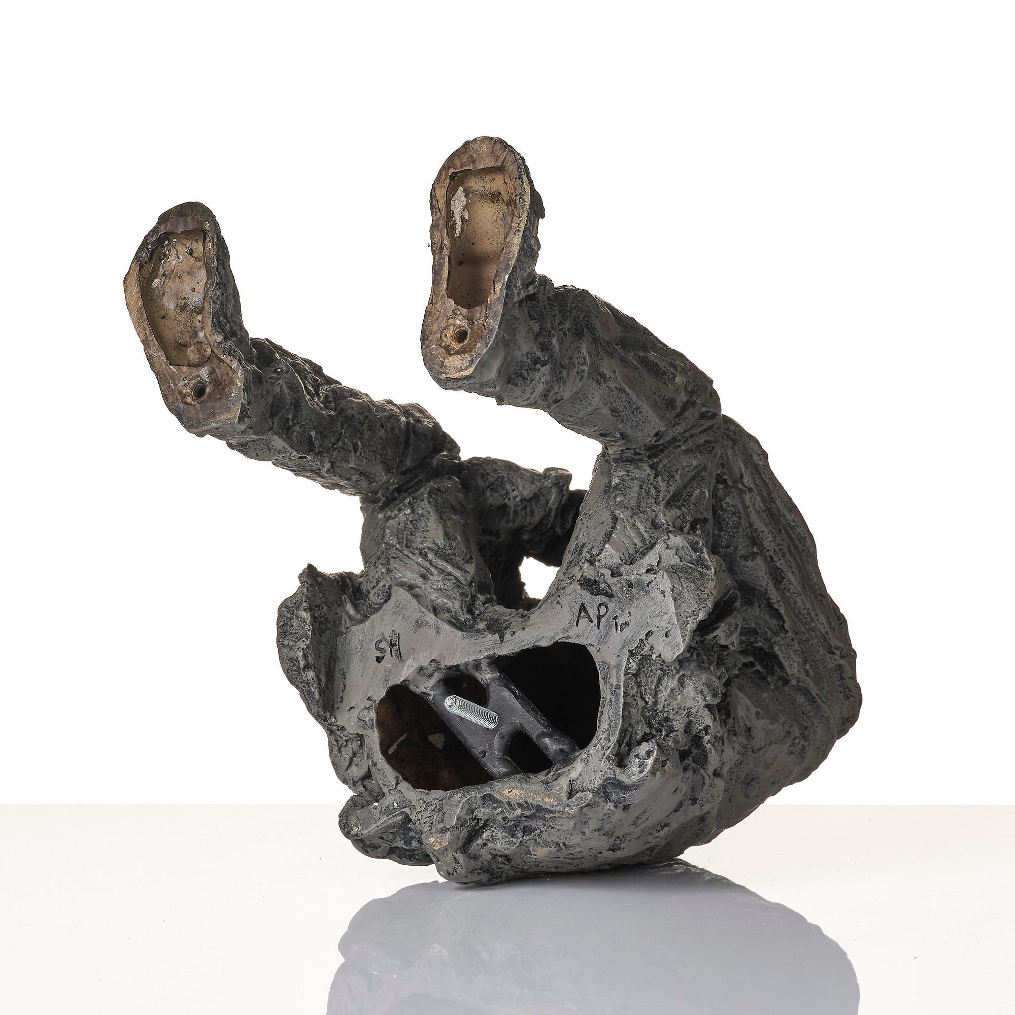 Sean Henry, "Seated man".