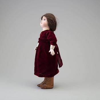 A porcelain doll, Jullien Jeune, France, late 19th century.