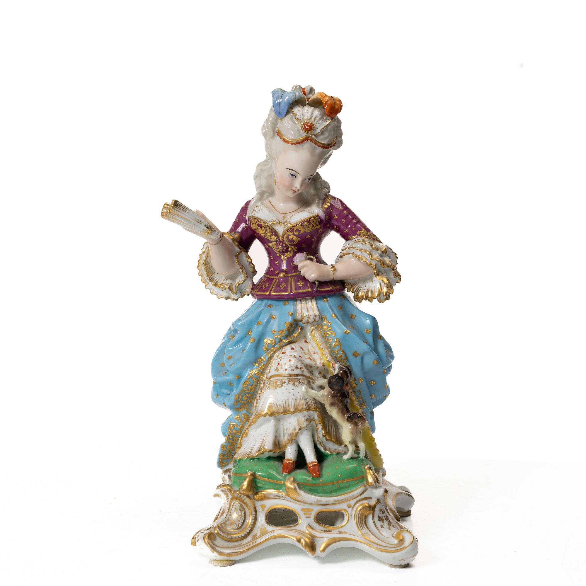 Figurin/tekanna, porslin, Europa, 1900-tal.