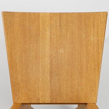 Nirvan Richter, ten chairs, Norrgavel.