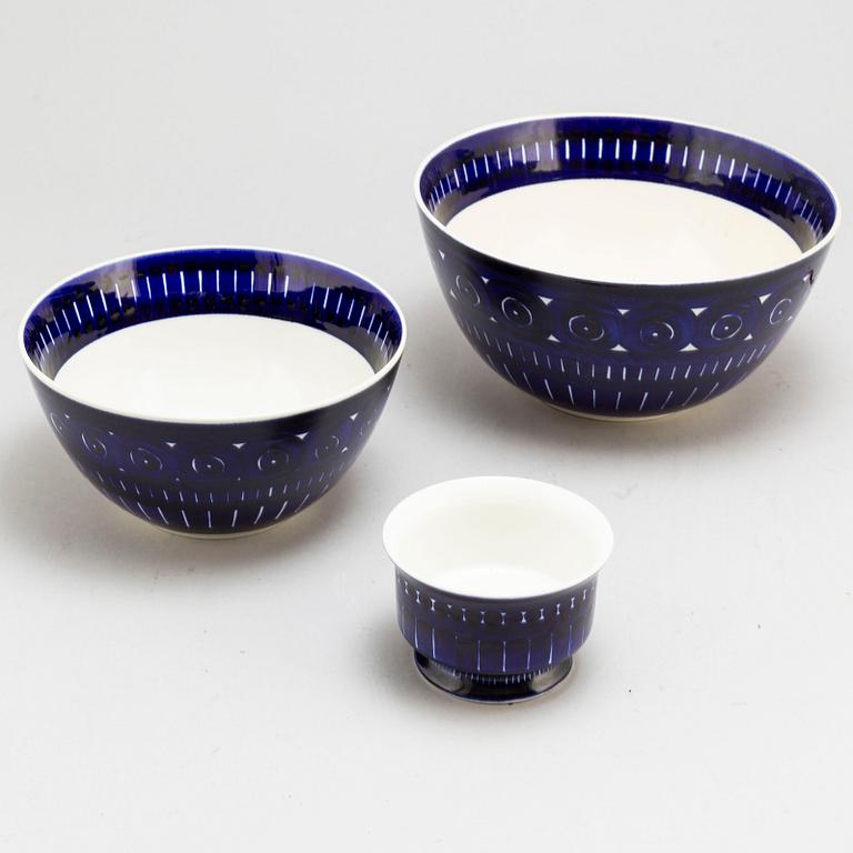 ULLA PROCOPÉ, a part 'Valencia' coffee and dinner service, from Arabia, Finland (85 pieces).