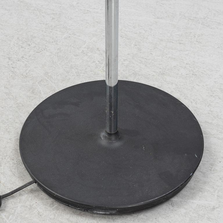 Poul Henningsen, golvlampa, "PH-80", Louis Poulsen, Danmark.