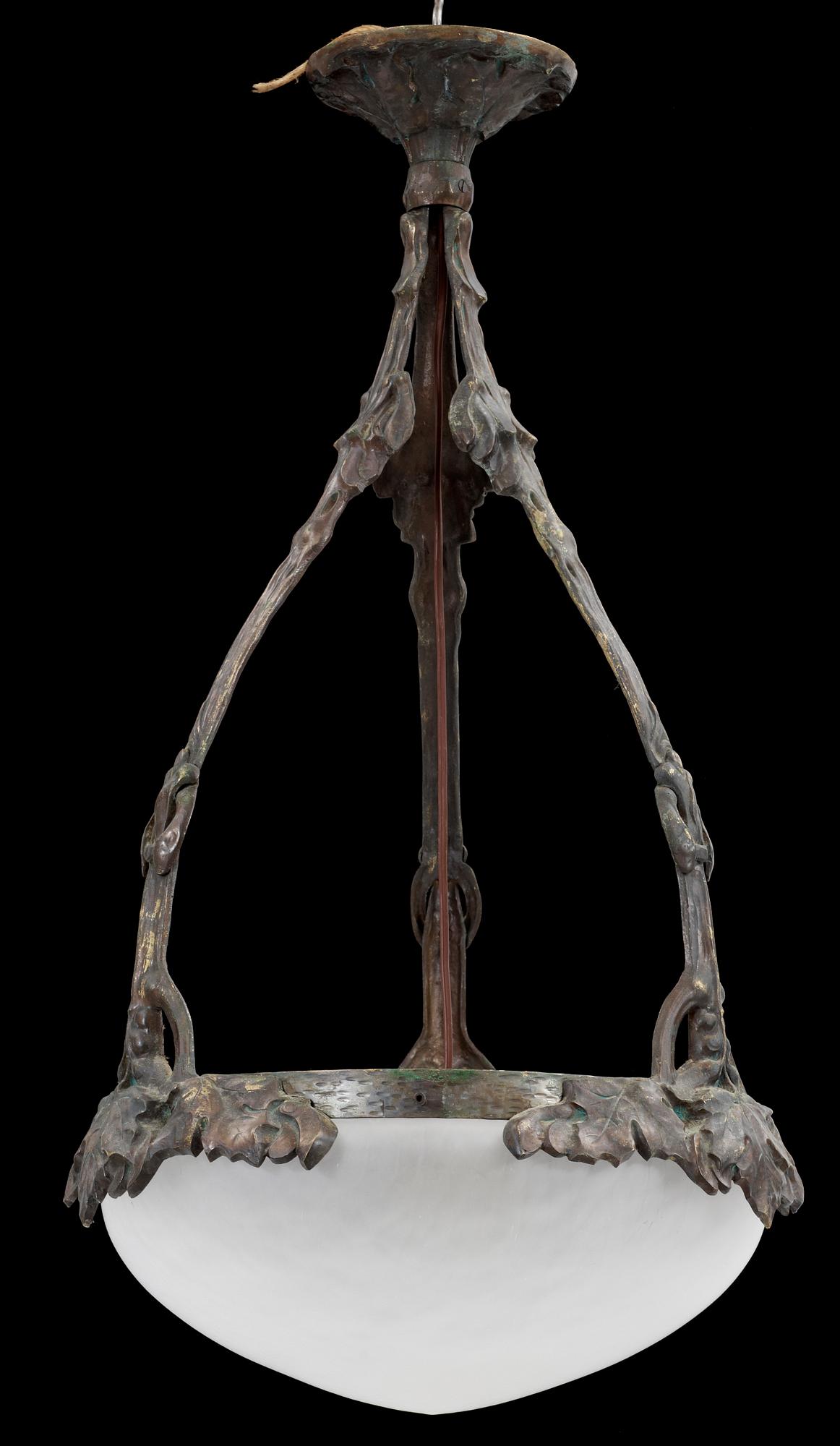 TAKLAMPA, gjuten patinerad mässing o glas, Böhlmarks lampfabrik, jugend, 1900-talets början. H 90.