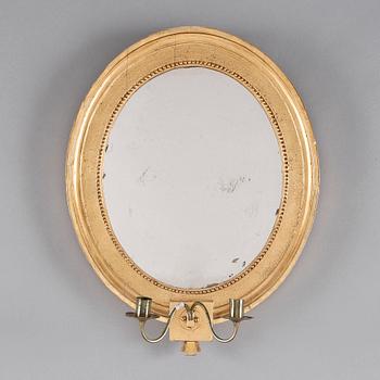 SPEGELLAMPETTER, ett par, gustavianska. Omkring 1800.