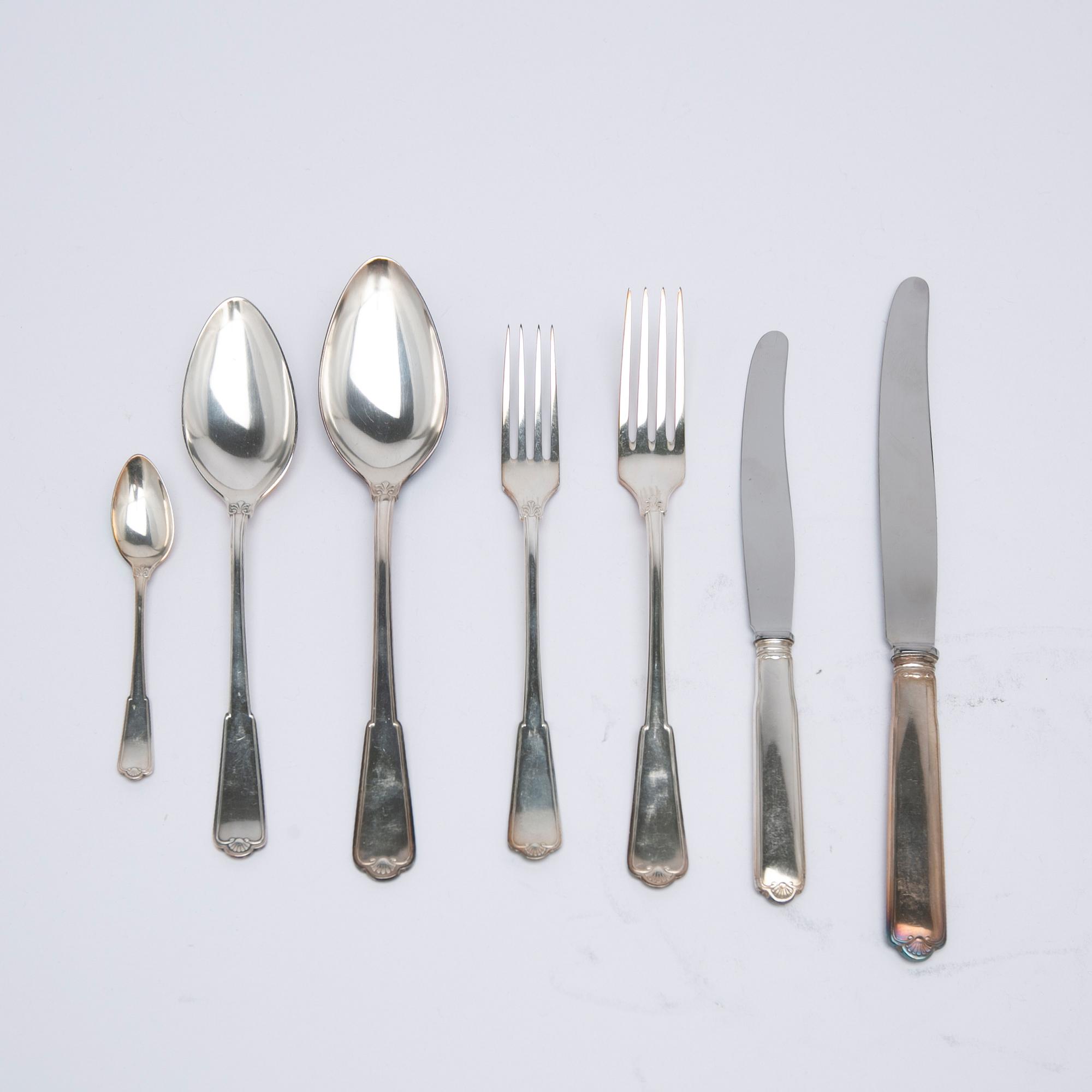 W.A. Bolin, bestickuppsättning, 89 delar, silver, Stockholm 1938, gammal Fransk.