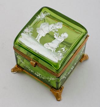 DOSA, grönt glas, sekelskiftet 1900.