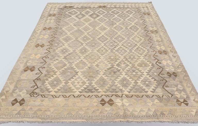 A carpet, Kilim, ca 299 x 206 cm.