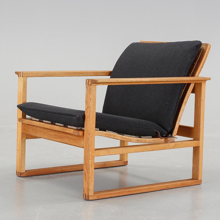 BØRGE MOGENSEN, fåtölj, "Slädestolen modell 2256", Fredericia Möbelfabrik.