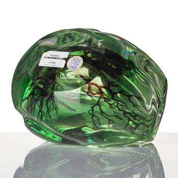 Edward Hald, a fish graal glass object, Orrefors 1944, no 1500.