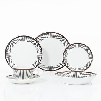 Stig Lindberg, a 36 piece 'Spisa Ribb' service, Gustavsberg.