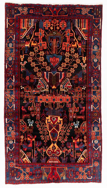 Matta, Västpersisk, ca 233 x 128 cm.