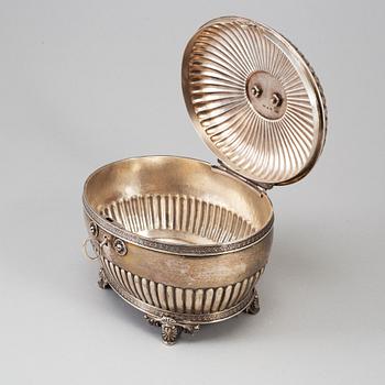 A silver sugar bowl and tongs, Gustaf Möllenborg, Stockholm 1831 and Michael Olof Barkman, Varberg 1824.