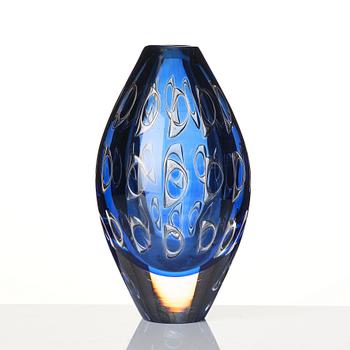 Ingeborg Lundin, a vase, Ariel, Orrefors, 1961.