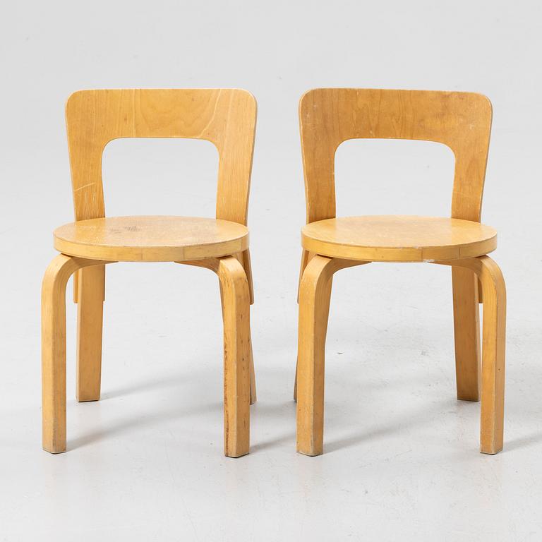 Alvar Aalto, barnstolar, ett par, modell 66, Artek, Finland.