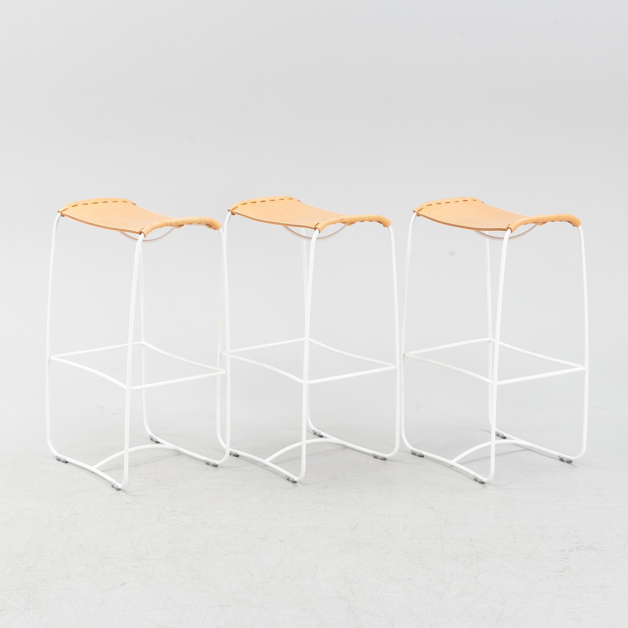 Studioilse (Ilse Crawford), barpallar 3 st, Perching, Artifort, samtida.