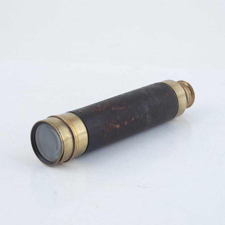 Spyglass, brass, 19th/20th century.