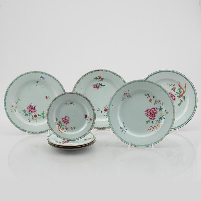 A set of four Famille Rose export porcelain plates and four side plates, China, Qianlong (1736-95).