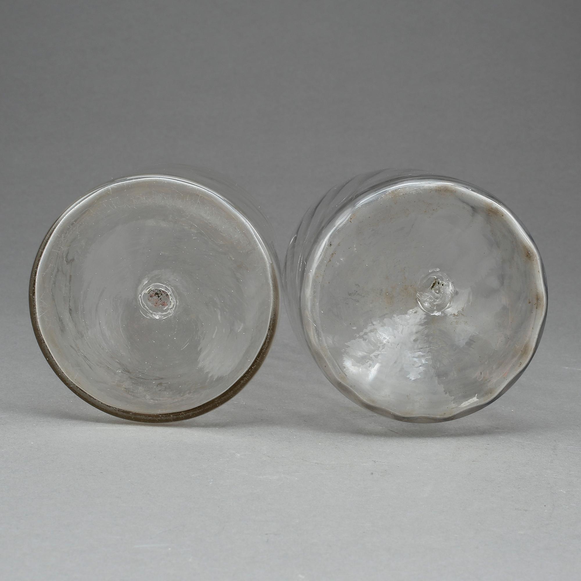 FLASKOR, 2 st, glas, 1800-tal.