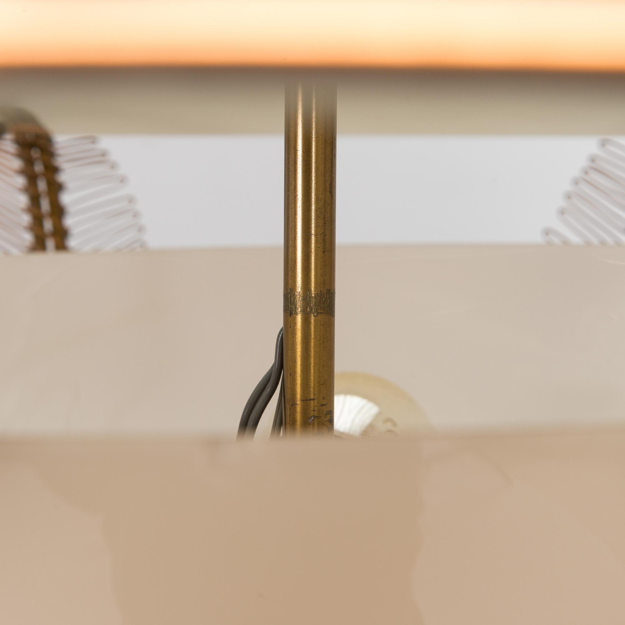 Lisa Johansson-Pape, taklampa, beställningsarbete, Stockmann Orno. Tillverkad 1948-1950.