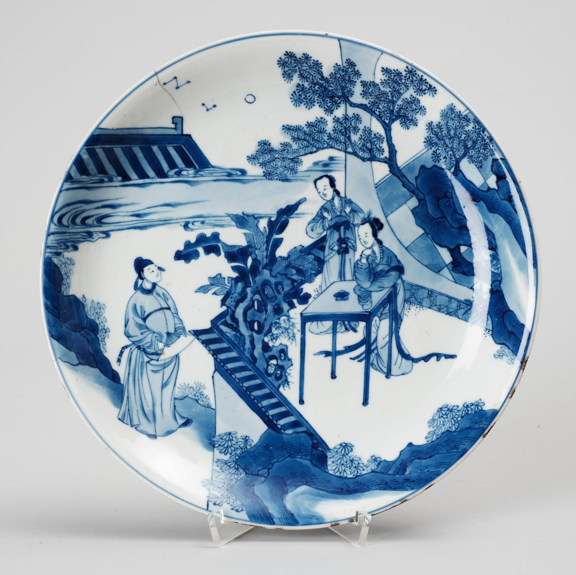 SKÅLFAT. porslin. Kina. 1900-talet.