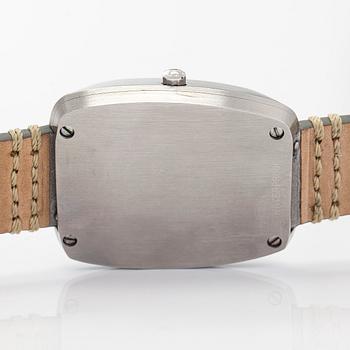 Omega, Constellation, Electroquartz, wristwatch, 37 x 44 mm.