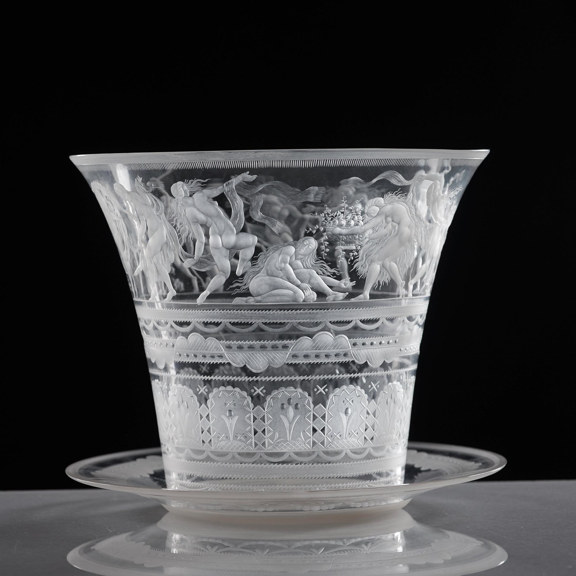 Simon Gate, An important Simon Gate engraved bowl, excuted by Orrefors, Sweden 1924, model 122.
