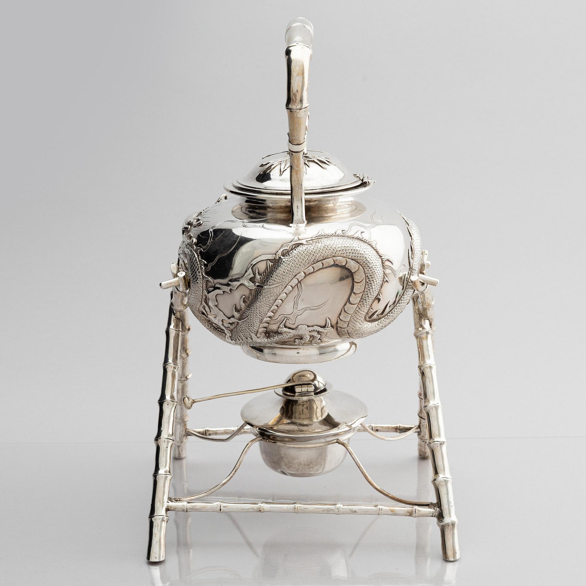 Teservis, fem delar, silver. Wang Hing & Co, Hong Kong & Canton.