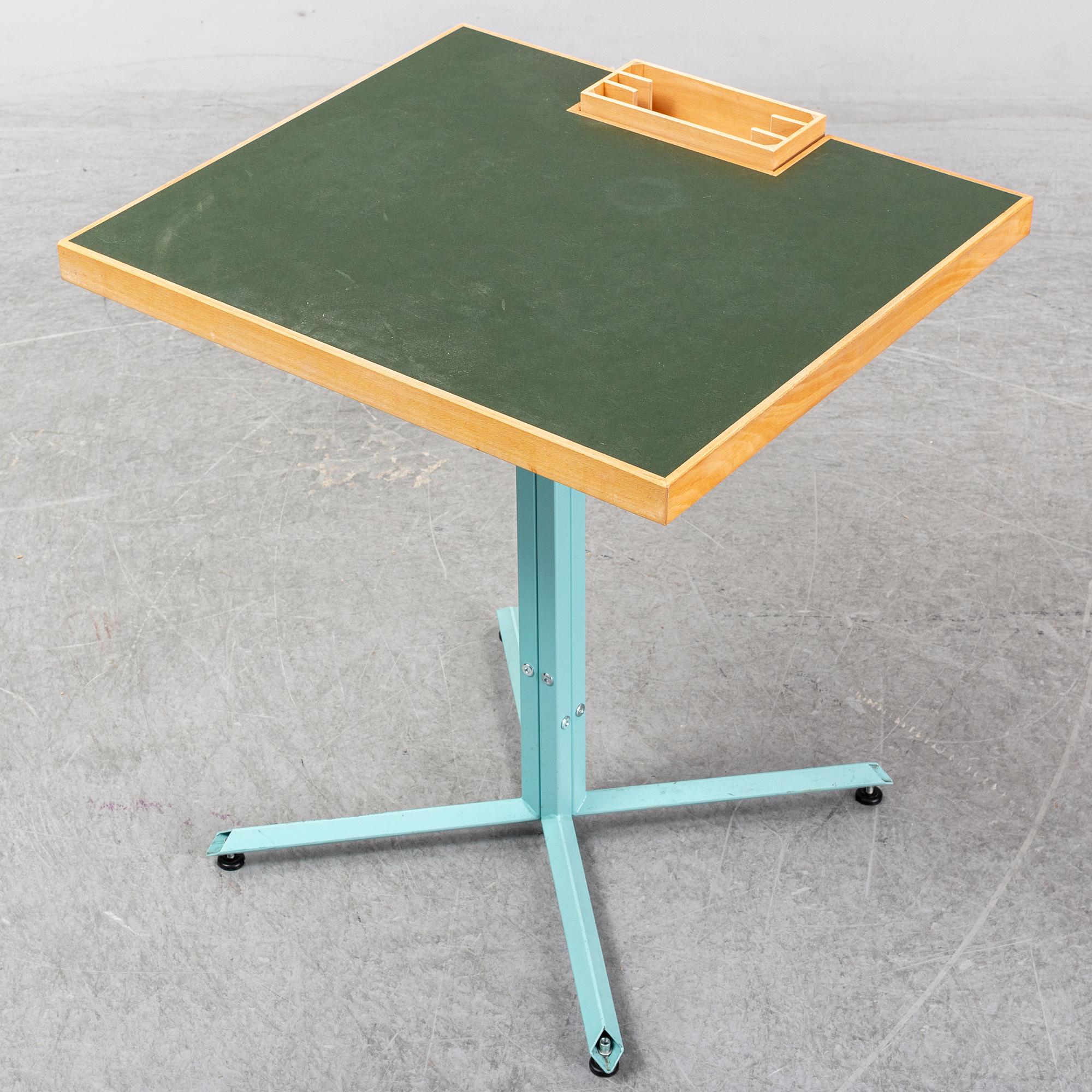 UGLYCUTE, table, Woodstockholm.