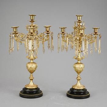 KANDELABRAR, ett par, Oskaianska, 1800/900-tal.