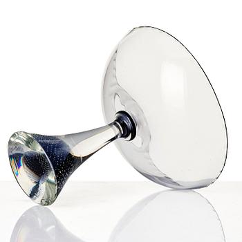 Sven Palmqvist, fyra delar, glas, Kraka, Orrefors 1940-50-tal, nr 34, 170, 359 samt en osignerad.