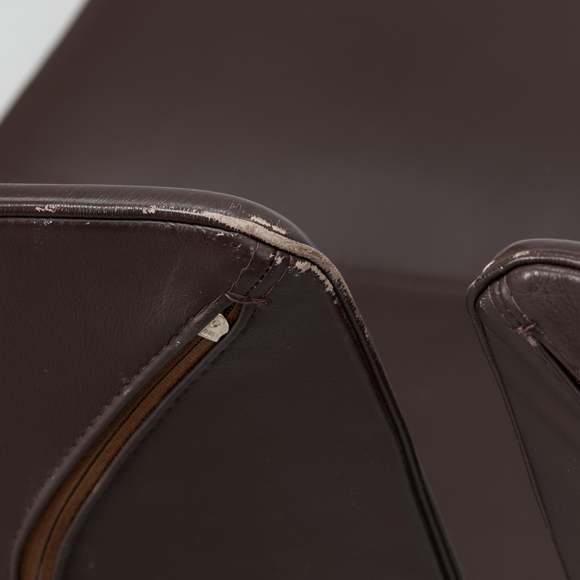 A pair of armchairs, 'Catifa 70 Lounge Chair', Arper, Italy.