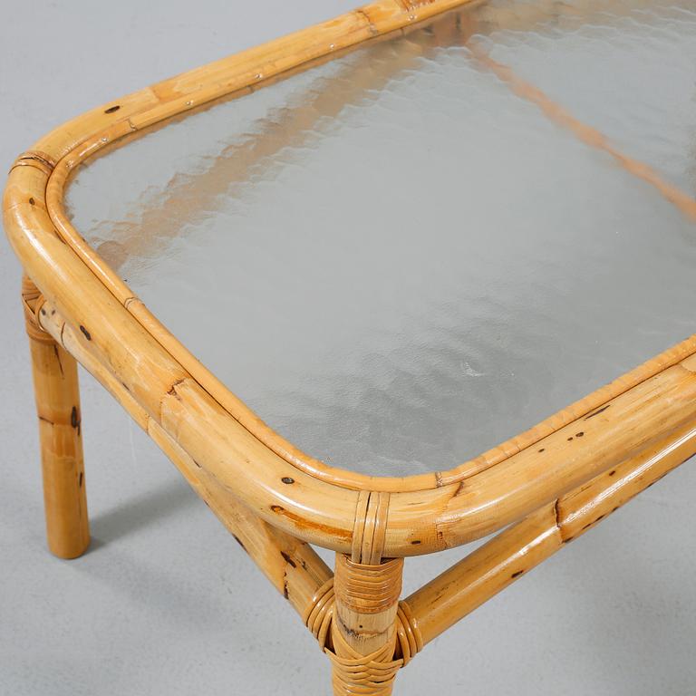 KORGMÖBEL, 4 delar, 1900-talets andra hälft.