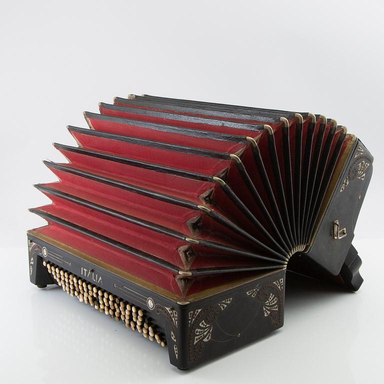 Paolo Soprani accordion, Italy, first half of the 20th century.