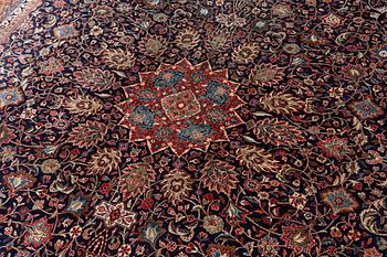 A Persian carpet, c. 445 x 320 cm.