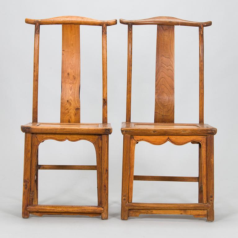 Two hardwood chairs. China. Qing dynasty. 19th century.