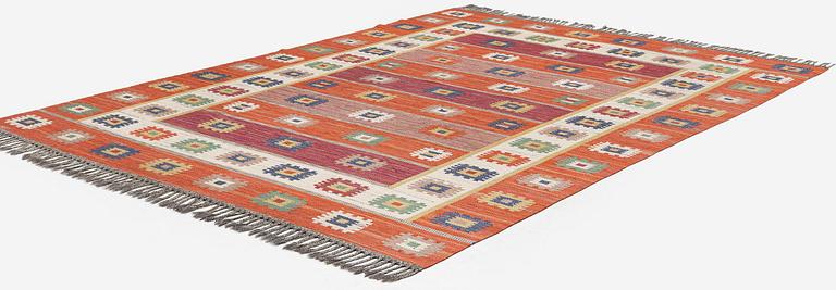 Märta Måås-Fjetterström, a carpet, 'Röd grön äng', flat weave, c. 345 x 251 cm, signed AB MMF.