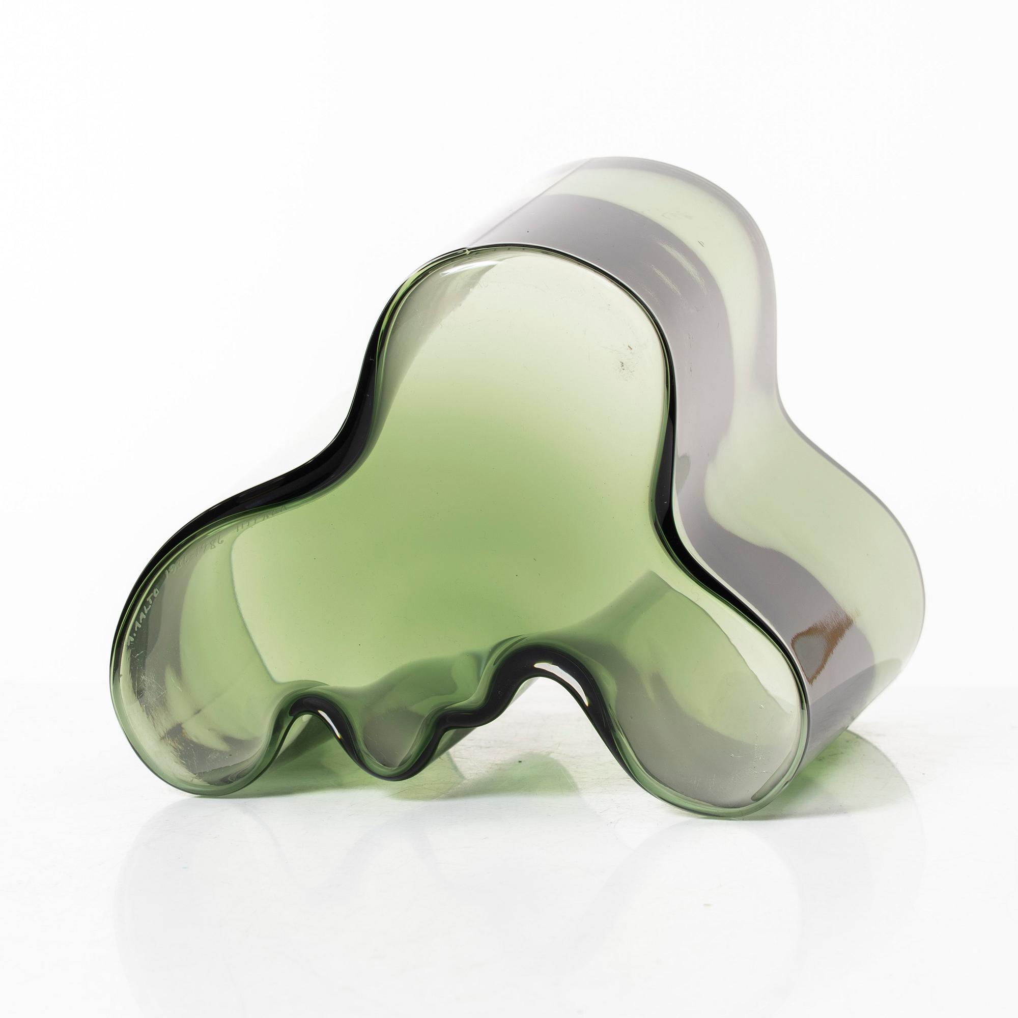 Alvar Aalto, Vase, "Savoy" signed A. Aalto 1936-1986 Iittala.