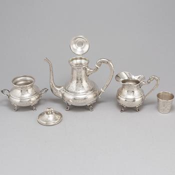 An Egyptian 20th century silver 5 piece tea-set, mark of Kairo 1940's.