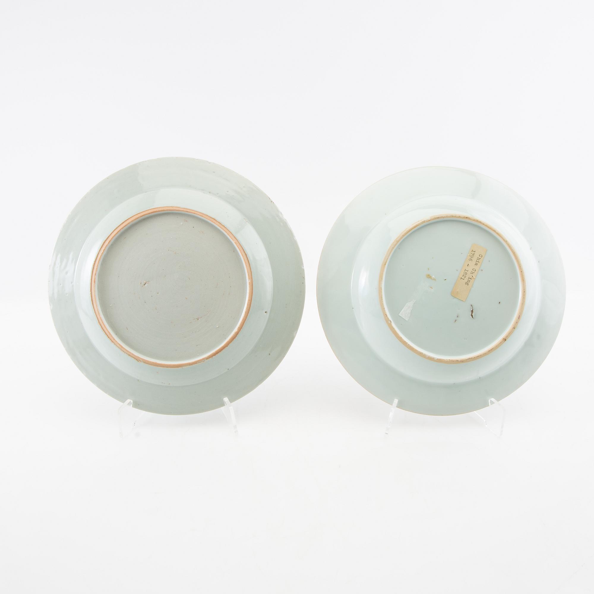 Plates 2 pcs porcelain China 18th century.