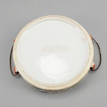 MATLÅDA, porslin, Kina, 1900-tal.