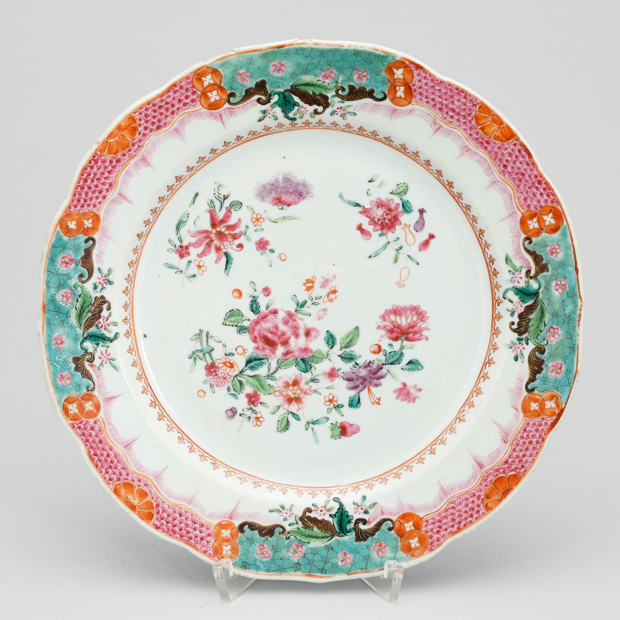 TALLRIKAR, 11 st,  Kina, mestadels Qianlong (1736-95).