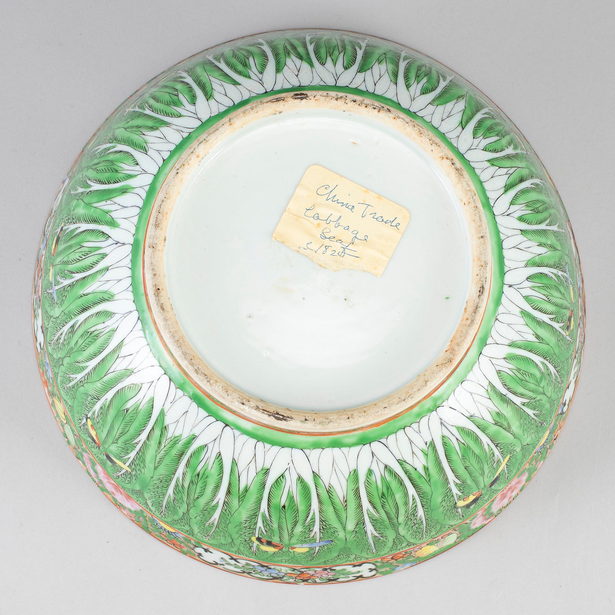 SKÅL, porslin. Qingdynastin, sent 1800-tal.