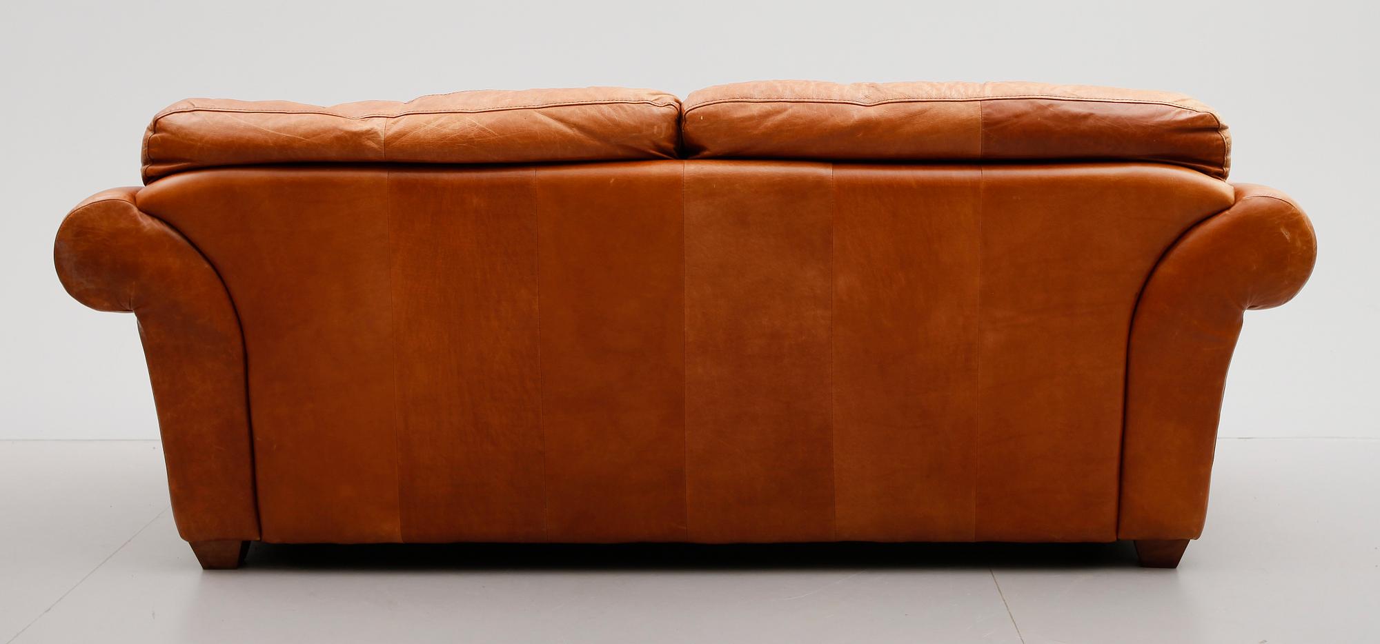 SOFFA, Chesterfieldtyp, Italien, 1900-talets andra hälft.