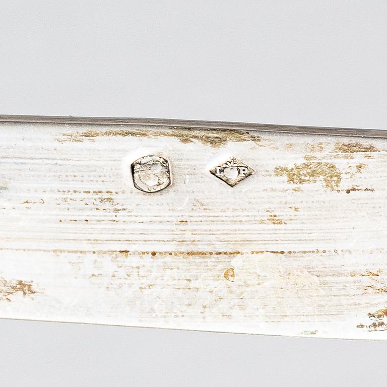 Fruktknivar, 13 st, silver, Sverige och Frankrike, 1800-talets andra hälft-tidigt 1900-tal.