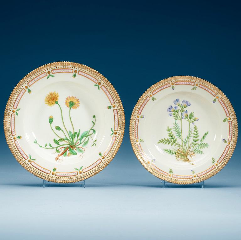 A set of 11 (4+7) Royal Copenhagen 'Flora Danica soup dishes, Denmark, 20th Century.